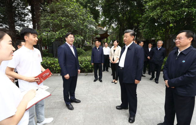 千年瑰寶煥新彩，總書記這樣指引中醫藥事業發展